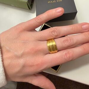 Julie Vos Cirque Ring (adjustable size)